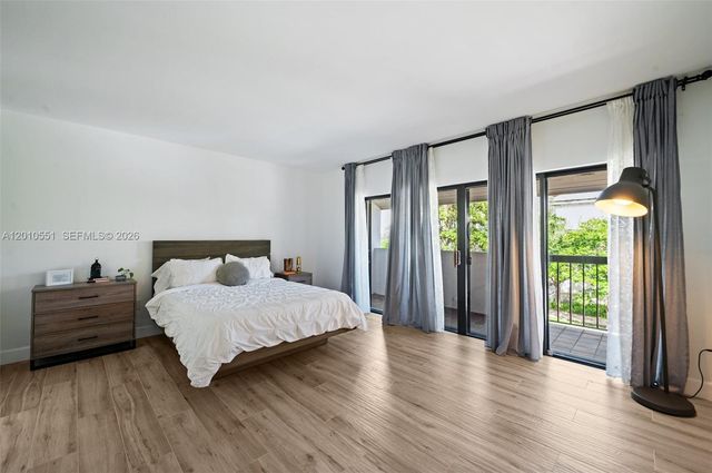 2600 Cardena St 11, Coral Gables, FL 33134