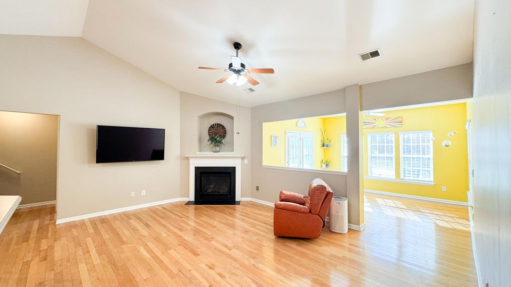 Image 20 of property listing at 9673 Pebble Creek Boulevard, Summerville, SC 29485