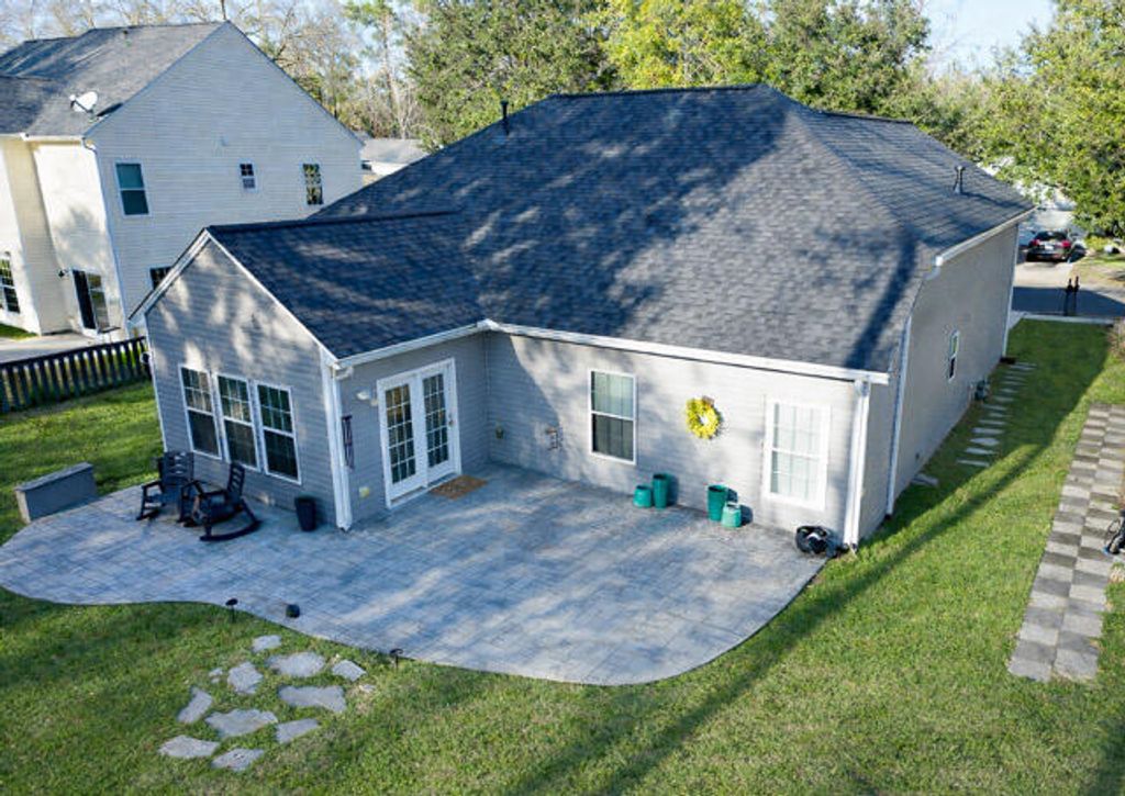 Image 38 of property listing at 9673 Pebble Creek Boulevard, Summerville, SC 29485