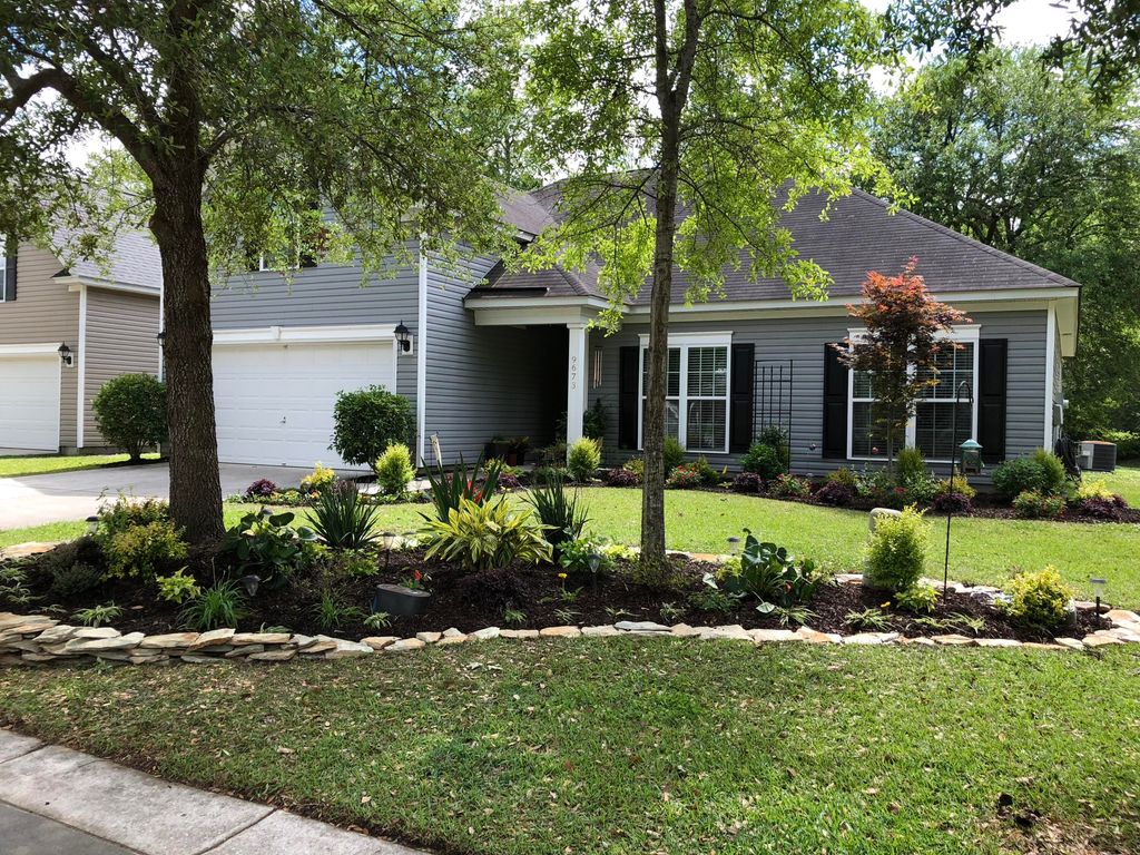 Image 41 of property listing at 9673 Pebble Creek Boulevard, Summerville, SC 29485