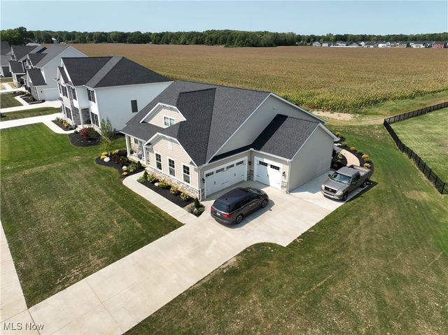 36626 W Shore Pky, North Ridgeville, OH 44039