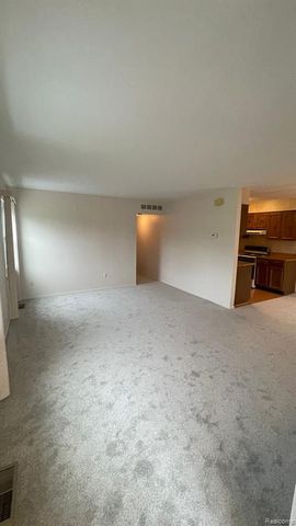 23743 Stonehenge Boulevard, Novi, MI 48375