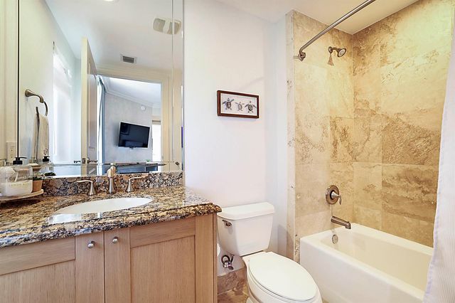 2700 N Ocean Drive 1006b, Riviera Beach, FL 33404