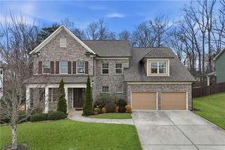 512 Edgewater Drive, Holly Springs, GA 30115