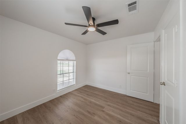 6532 Moonglow Lane, Watauga, TX 76148
