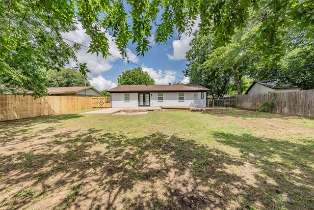 6532 Moonglow Lane, Watauga, TX 76148