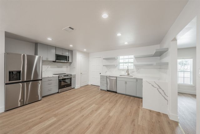 6532 Moonglow Lane, Watauga, TX 76148