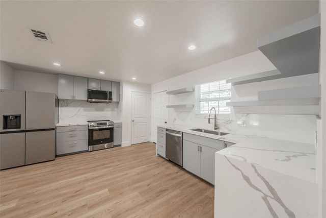6532 Moonglow Lane, Watauga, TX 76148