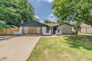 6532 Moonglow Lane, Watauga, TX 76148