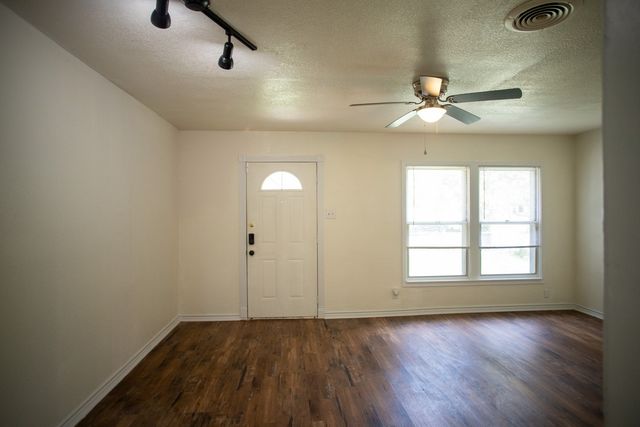 302 Patton Drive, Killeen, TX 76541