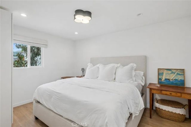 782 W 18th Street, Costa Mesa, CA 92627