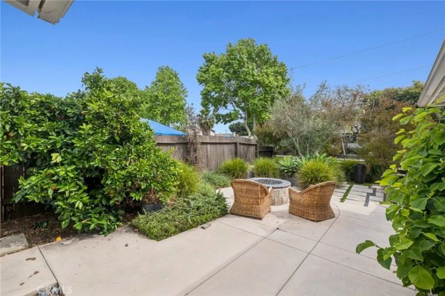 782 W 18th Street, Costa Mesa, CA 92627