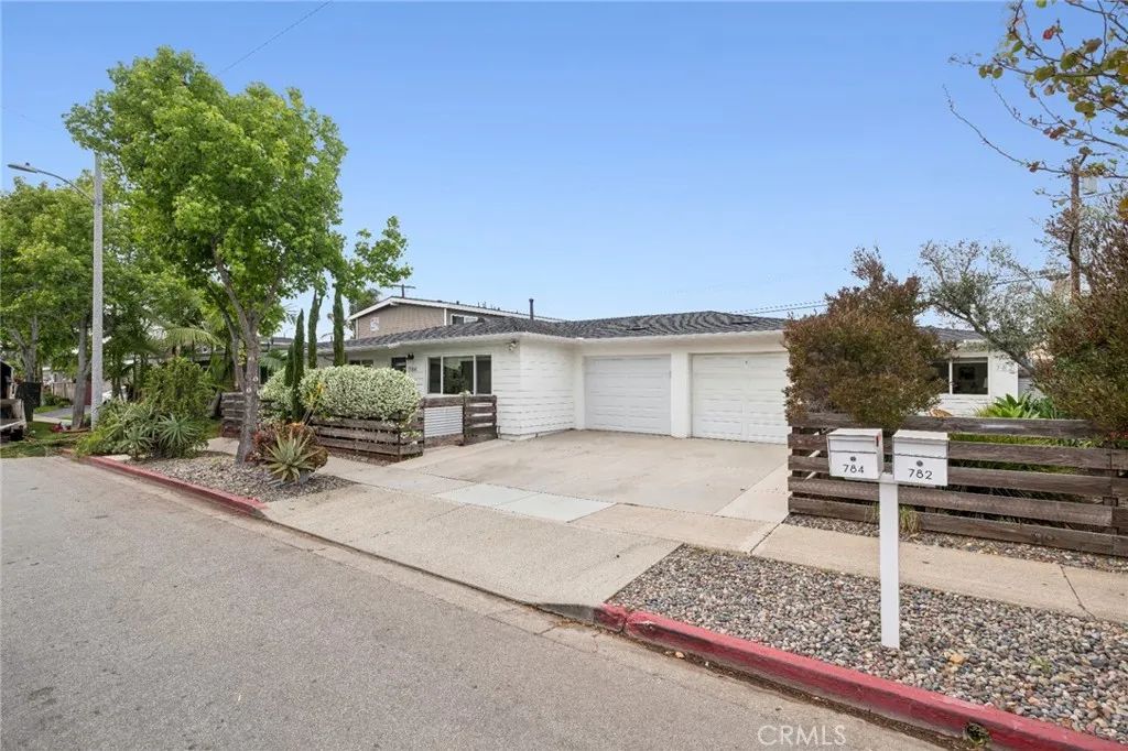782 W 18th Street, Costa Mesa, CA 92627