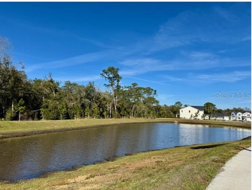 Image 17 of property listing at 8103 TIMBERWOOD LANE, Orlando, FL 32825