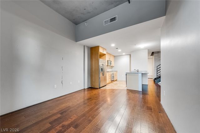 353 East Bonneville Avenue 161, Las Vegas, NV 89101
