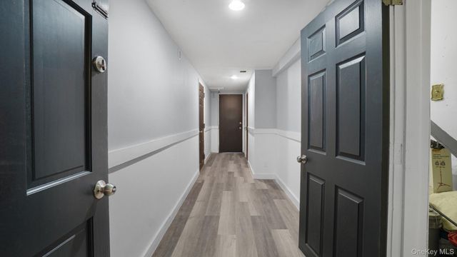 320 E 235th Street, Bronx, NY 10470