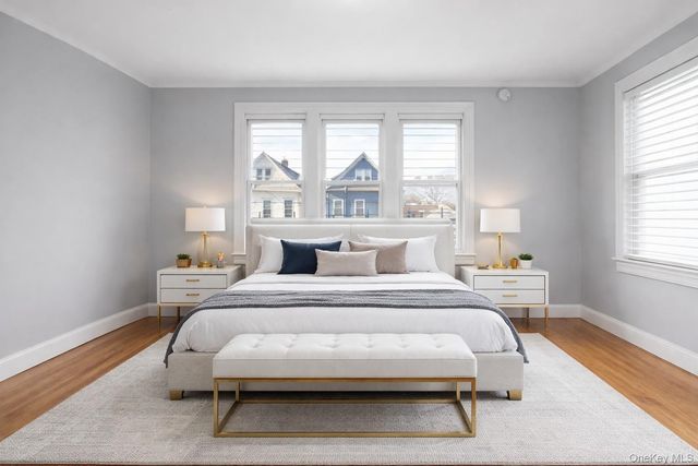 320 E 235th Street, Bronx, NY 10470