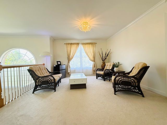 523 Mallard Point Drive, North Aurora, IL 60542