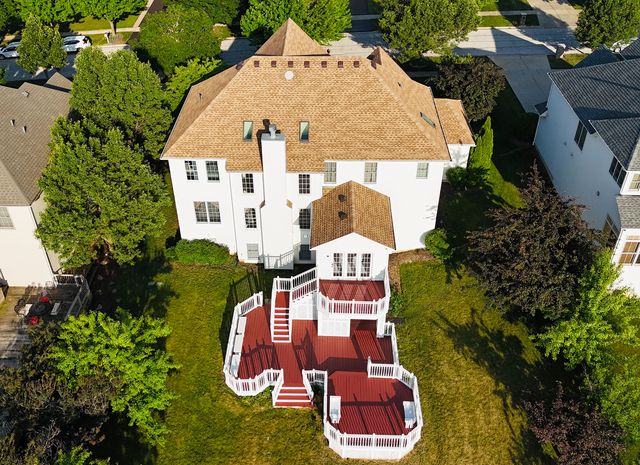 523 Mallard Point Drive, North Aurora, IL 60542