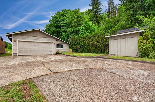 354 Carroll Road, Kelso, WA 98626