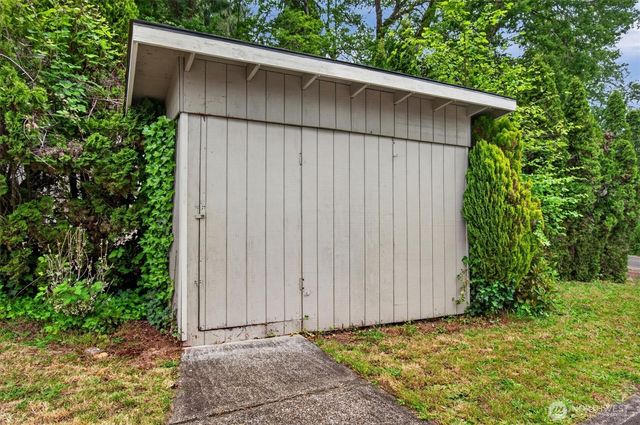 354 Carroll Road, Kelso, WA 98626