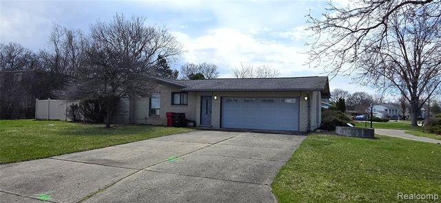 22411 Twyckingham Way, Southfield, MI 48034
