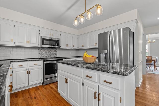 12422 Wedd Street, Overland Park, KS 66213