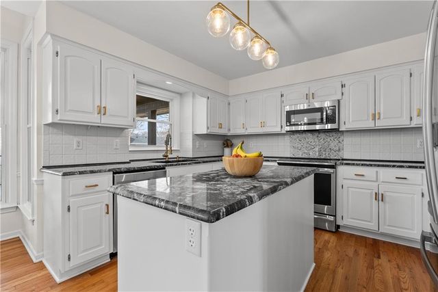 12422 Wedd Street, Overland Park, KS 66213