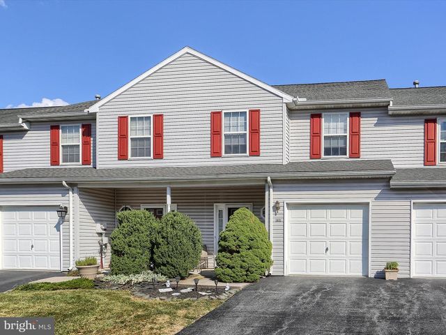 1031 WOODED POND DR, Harrisburg, PA 17111