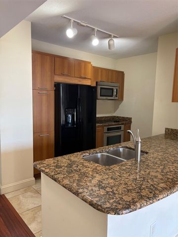 510 NW 84 Th Avenue 339, Plantation, FL 33324