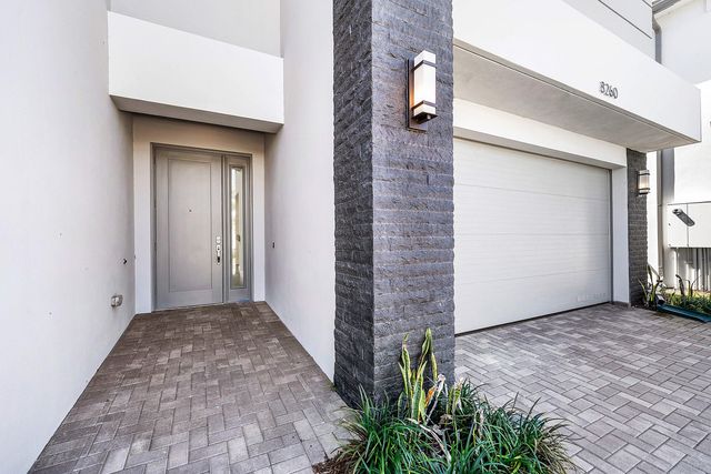 8260 Royal County Down Road, Boca Raton, FL 33434