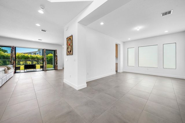 8260 Royal County Down Road, Boca Raton, FL 33434