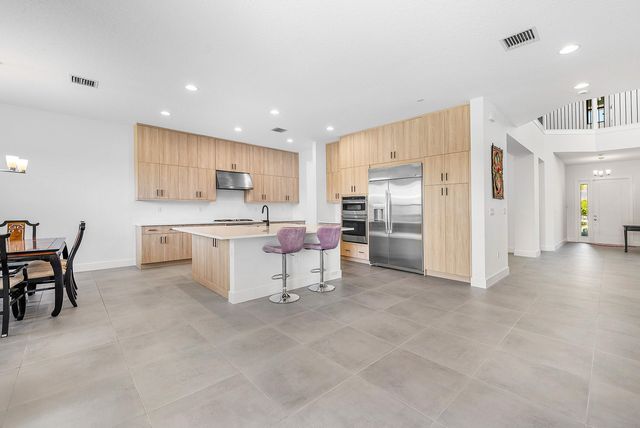 8260 Royal County Down Road, Boca Raton, FL 33434