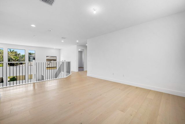 8260 Royal County Down Road, Boca Raton, FL 33434