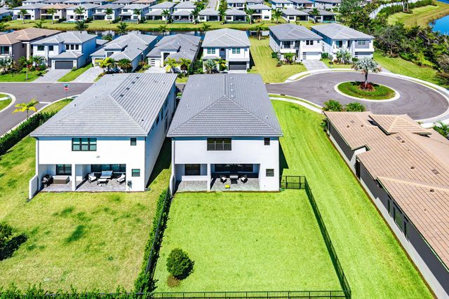 8260 Royal County Down Road, Boca Raton, FL 33434