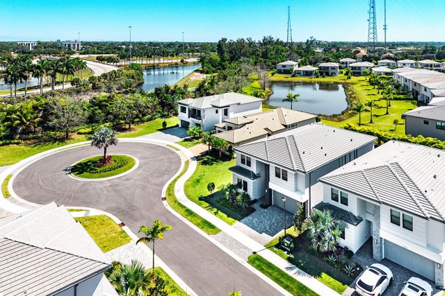 8260 Royal County Down Road, Boca Raton, FL 33434