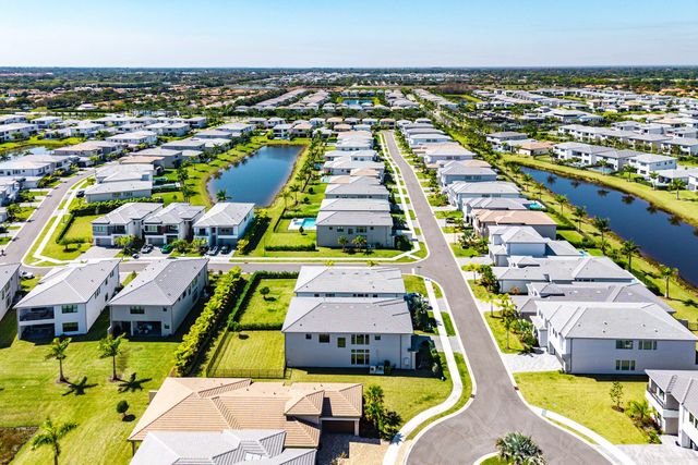 8260 Royal County Down Road, Boca Raton, FL 33434