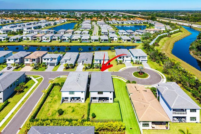 8260 Royal County Down Road, Boca Raton, FL 33434