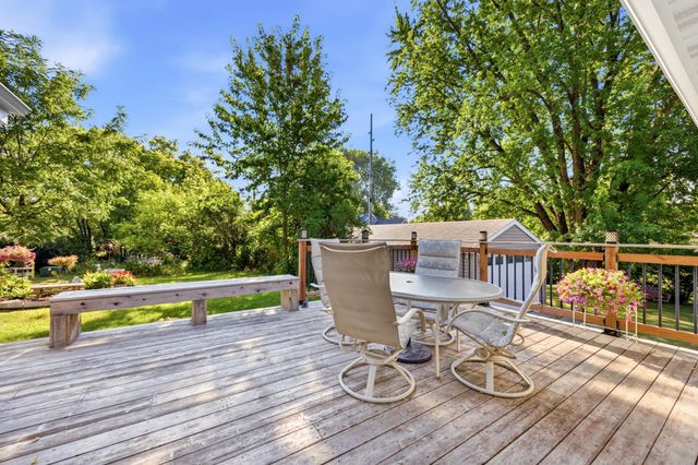 207 1st Avenue SE, New Prague, MN 56071