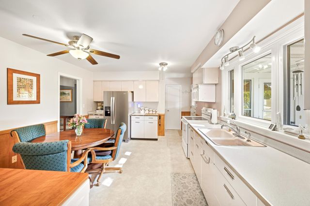 207 1st Avenue SE, New Prague, MN 56071