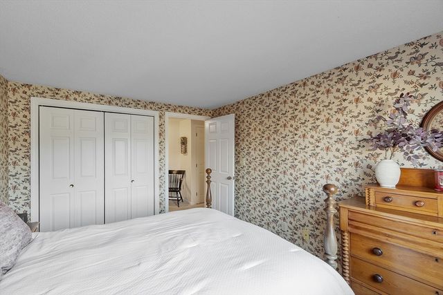 295 W. Wyoming Avenue 10C, Stoneham, MA 02180