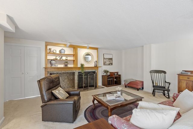 295 W. Wyoming Avenue 10C, Stoneham, MA 02180