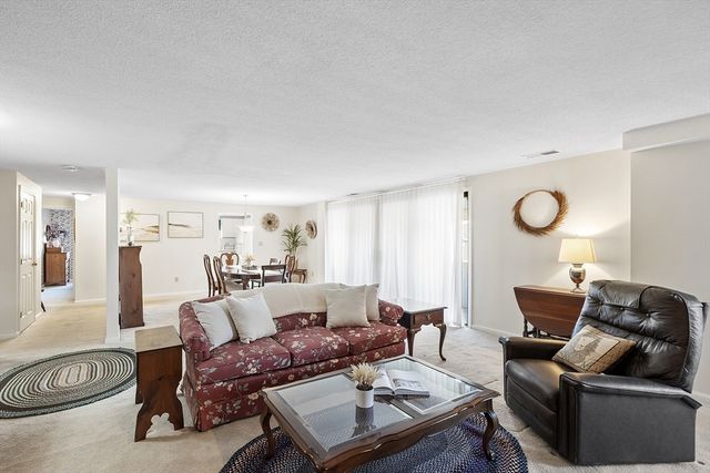 295 W. Wyoming Avenue 10C, Stoneham, MA 02180