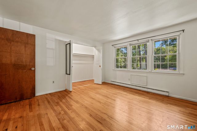 414 Robin Court 414, Cheshire, CT 06410