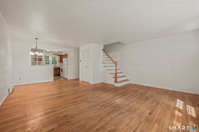 414 Robin Court 414, Cheshire, CT 06410