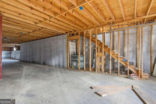 2282 Fairburn Road, Douglasville, GA 30135