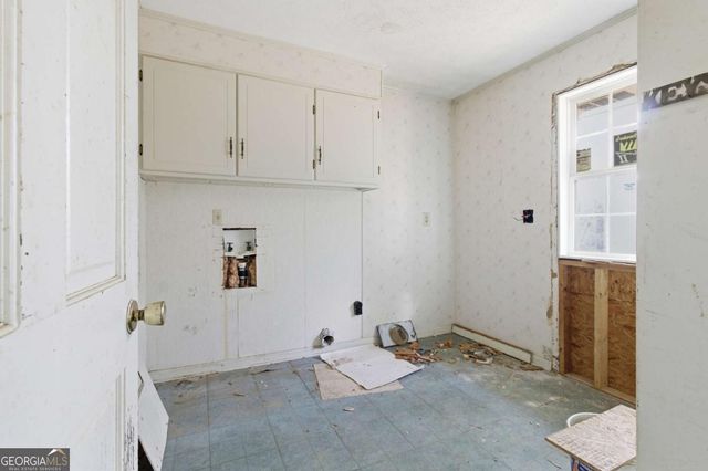 2282 Fairburn Road, Douglasville, GA 30135