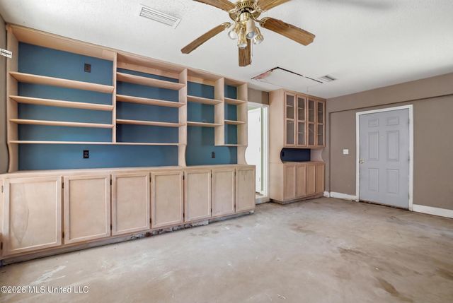 1432 Sioux Bayou Drive, Gautier, MS 39553