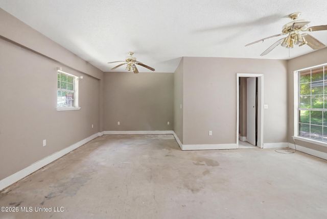 1432 Sioux Bayou Drive, Gautier, MS 39553