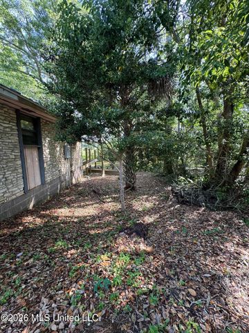1432 Sioux Bayou Drive, Gautier, MS 39553